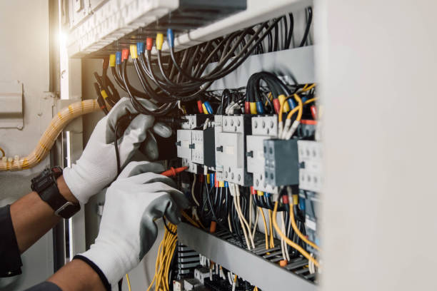 Best Electrical Contractors for Businesses  in Altoona, WI